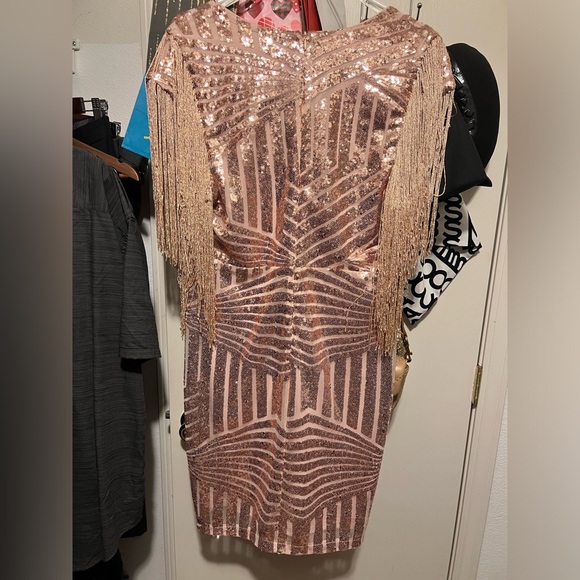 Forever 21 plus size sequin dress - Picture 2 of 3